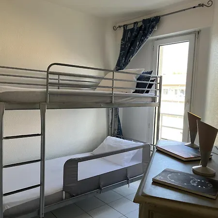 Superbe Vue Mer,cap Hermes, Loisirs A, 3 Pieces Po Fréjus