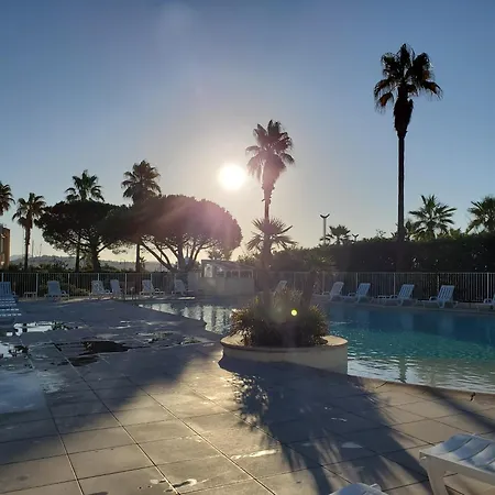 Superbe Vue Mer,cap Hermes, Loisirs A, 3 Pieces Po