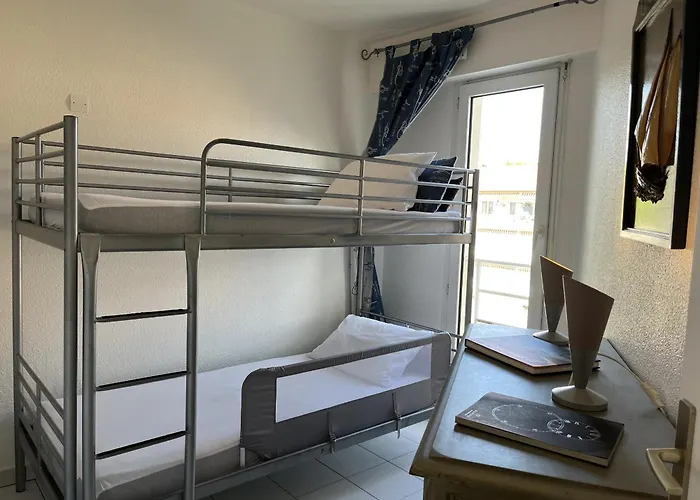Superbe Vue Mer,cap Hermes, Loisirs A, 3 Pieces Po Fréjus